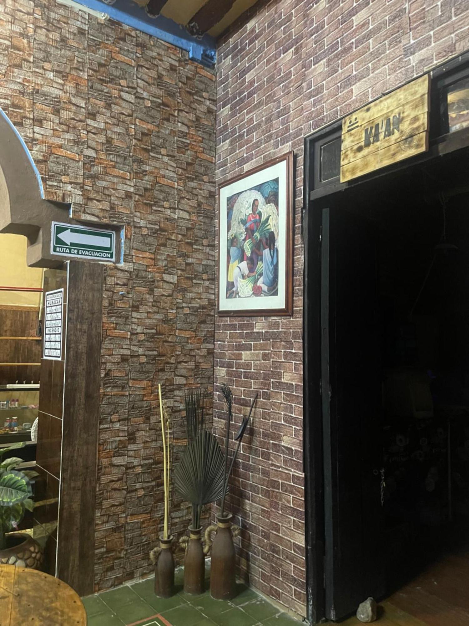 La Casa De La 12 Hostel Campeche Ngoại thất bức ảnh