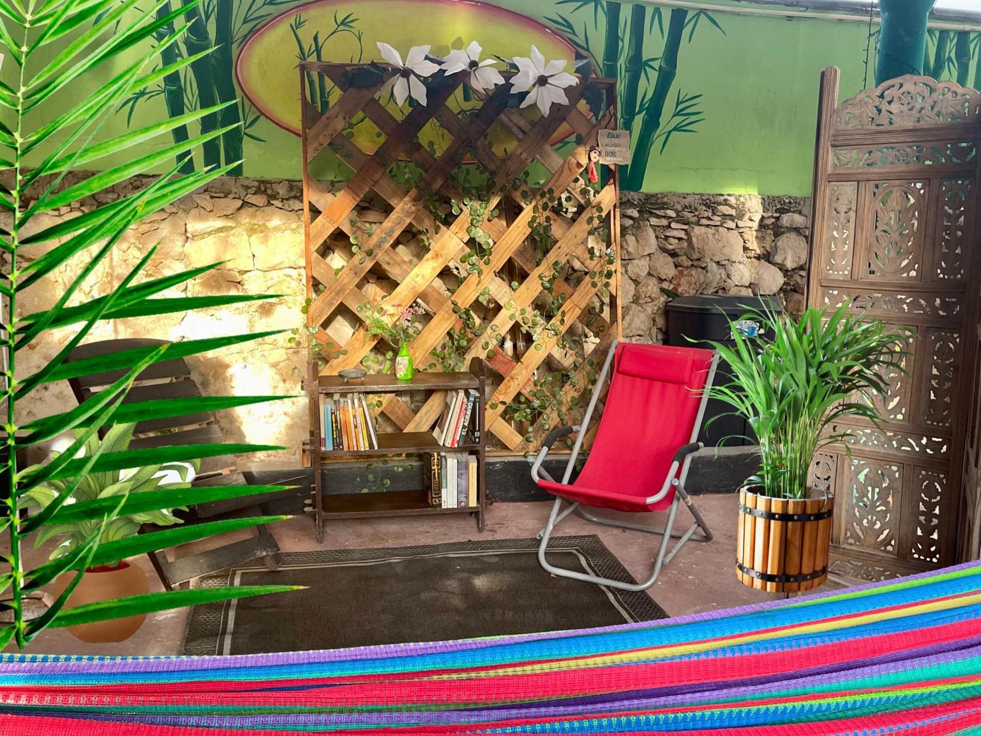 La Casa De La 12 Hostel Campeche Ngoại thất bức ảnh